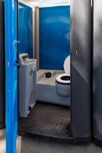 Best Portable bathroom rental  in Sandy Hook, CT